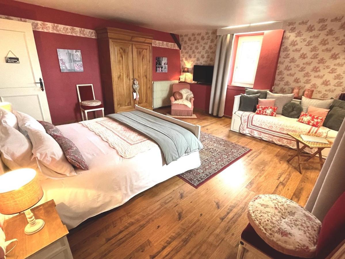 Maison D'Hotes Et Gites La Chouannerie A Cote Du Parc Du Puy Dufou Pouzauges Zewnętrze zdjęcie