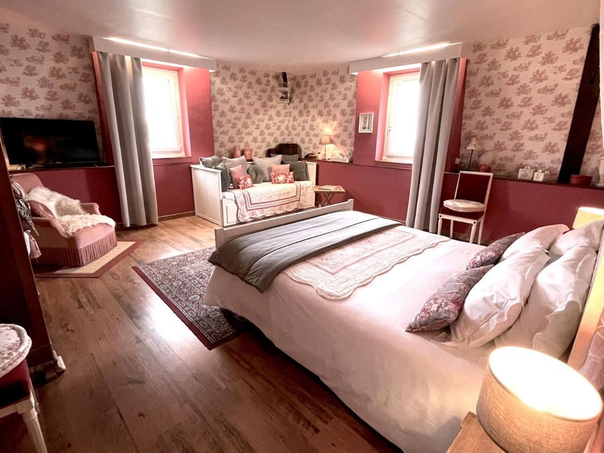 Maison D'Hotes Et Gites La Chouannerie A Cote Du Parc Du Puy Dufou Pouzauges Zewnętrze zdjęcie
