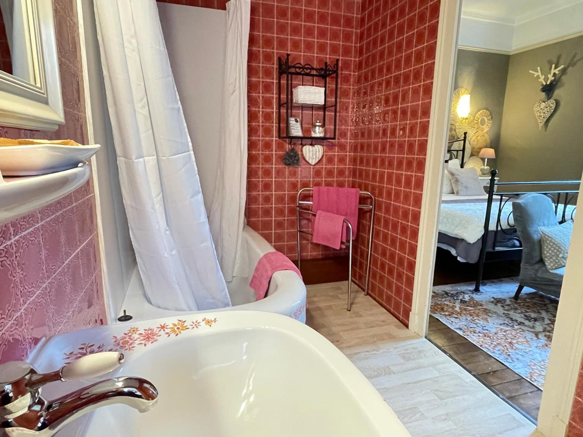 Maison D'Hotes Et Gites La Chouannerie A Cote Du Parc Du Puy Dufou Pouzauges Zewnętrze zdjęcie